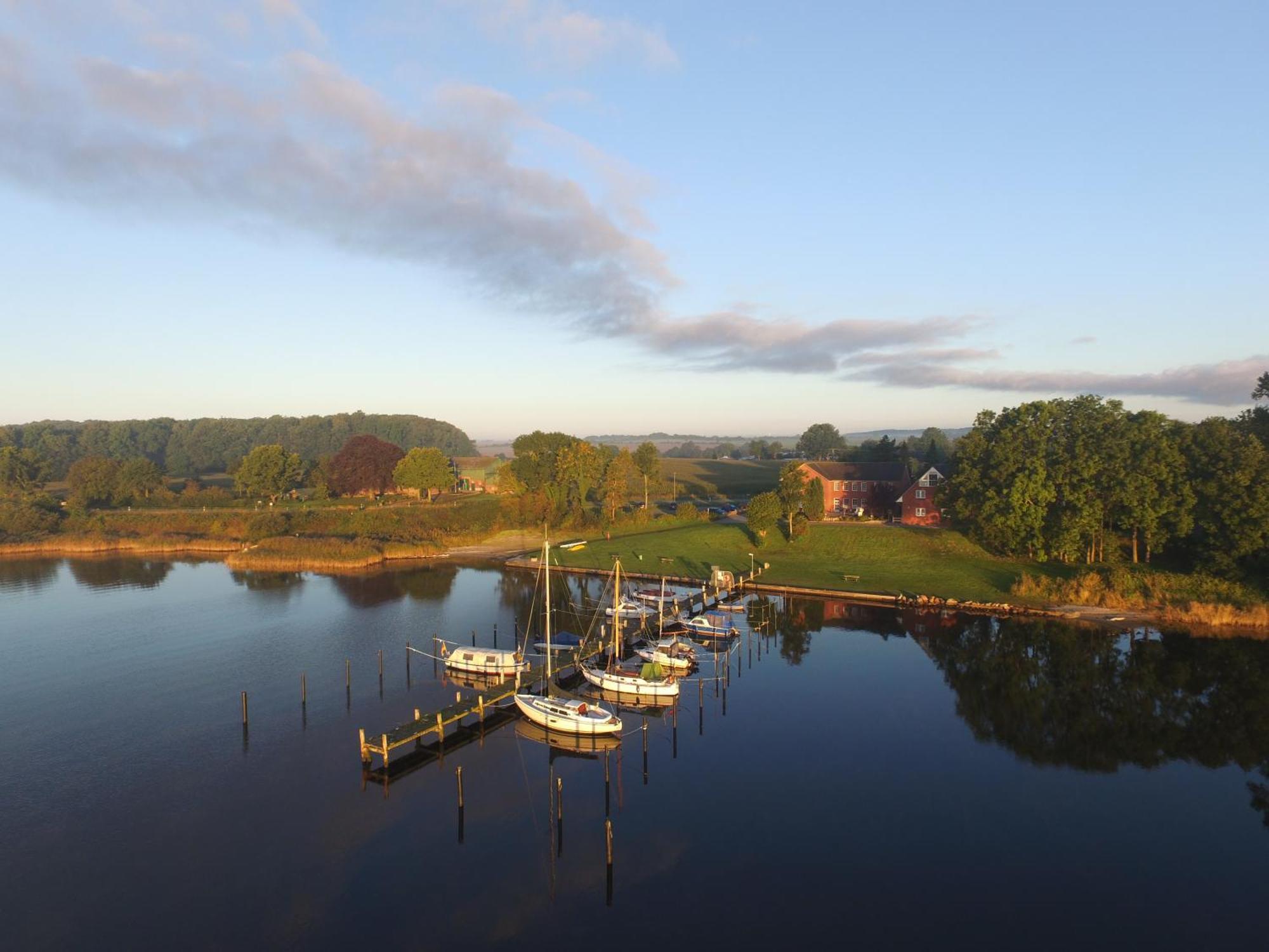 Sparzimmer,1682940269:JPEG