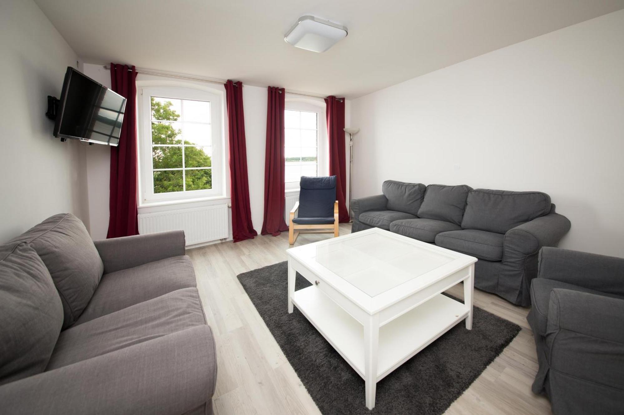 Three-Bedroom Apartment Sea View,1682940287:JPEG